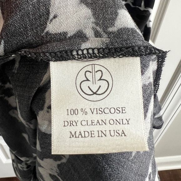 OM + NADIS Cut Out Hi-Low Boutique Maxi NWT - Picture 4 of 5